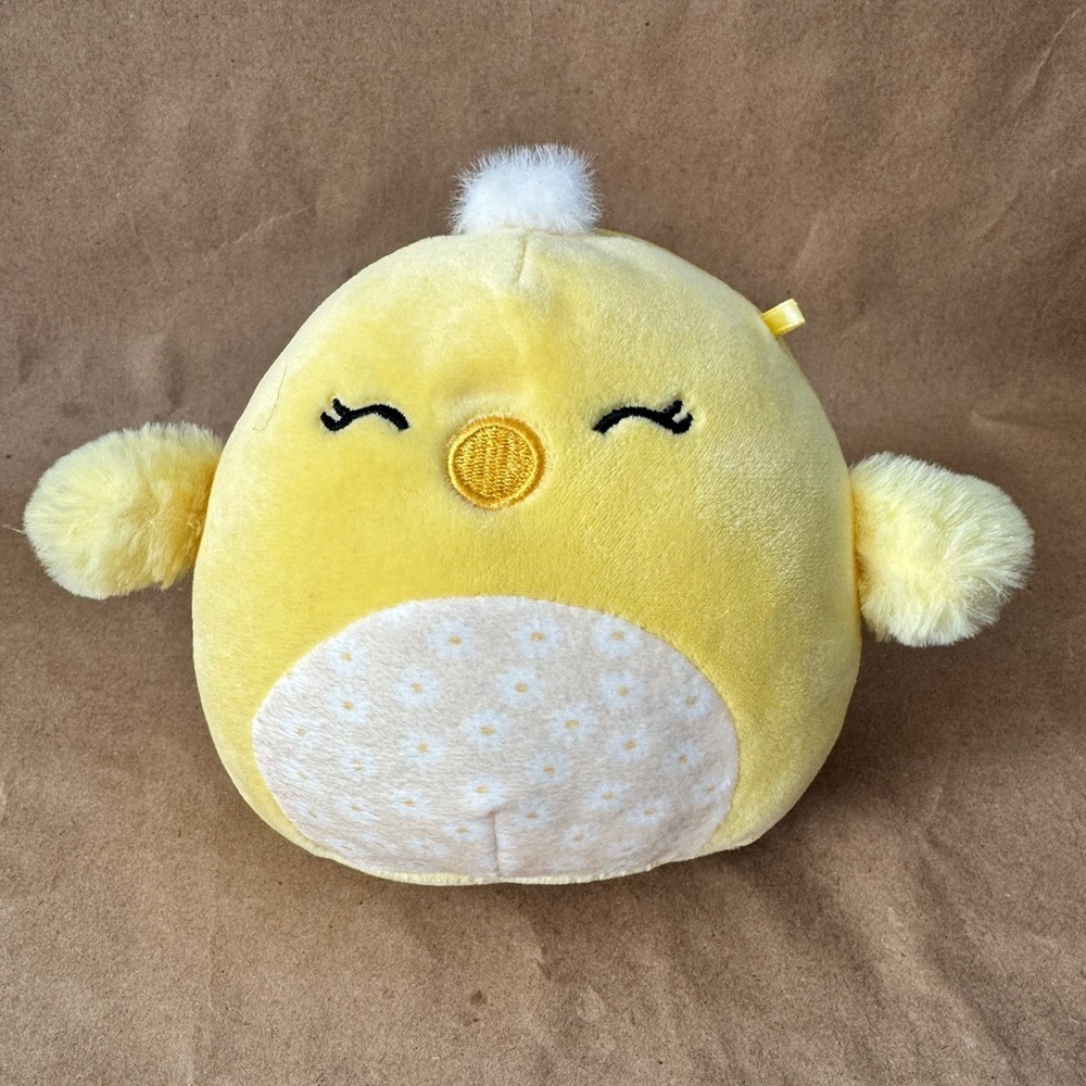 Squishmallows 4.5” Aimee The Chick with Floral Belly.